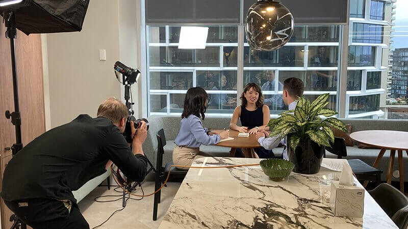 Behind the scenes of the Esencia photoshoot